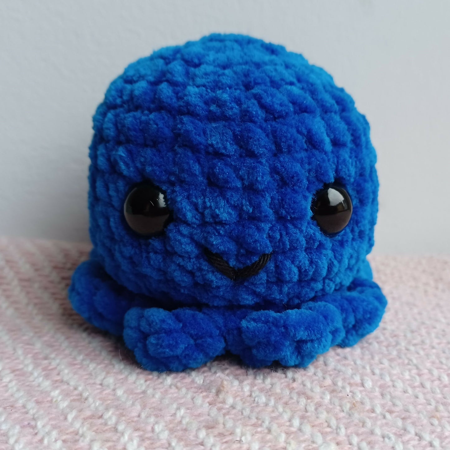 Dark blue octopus