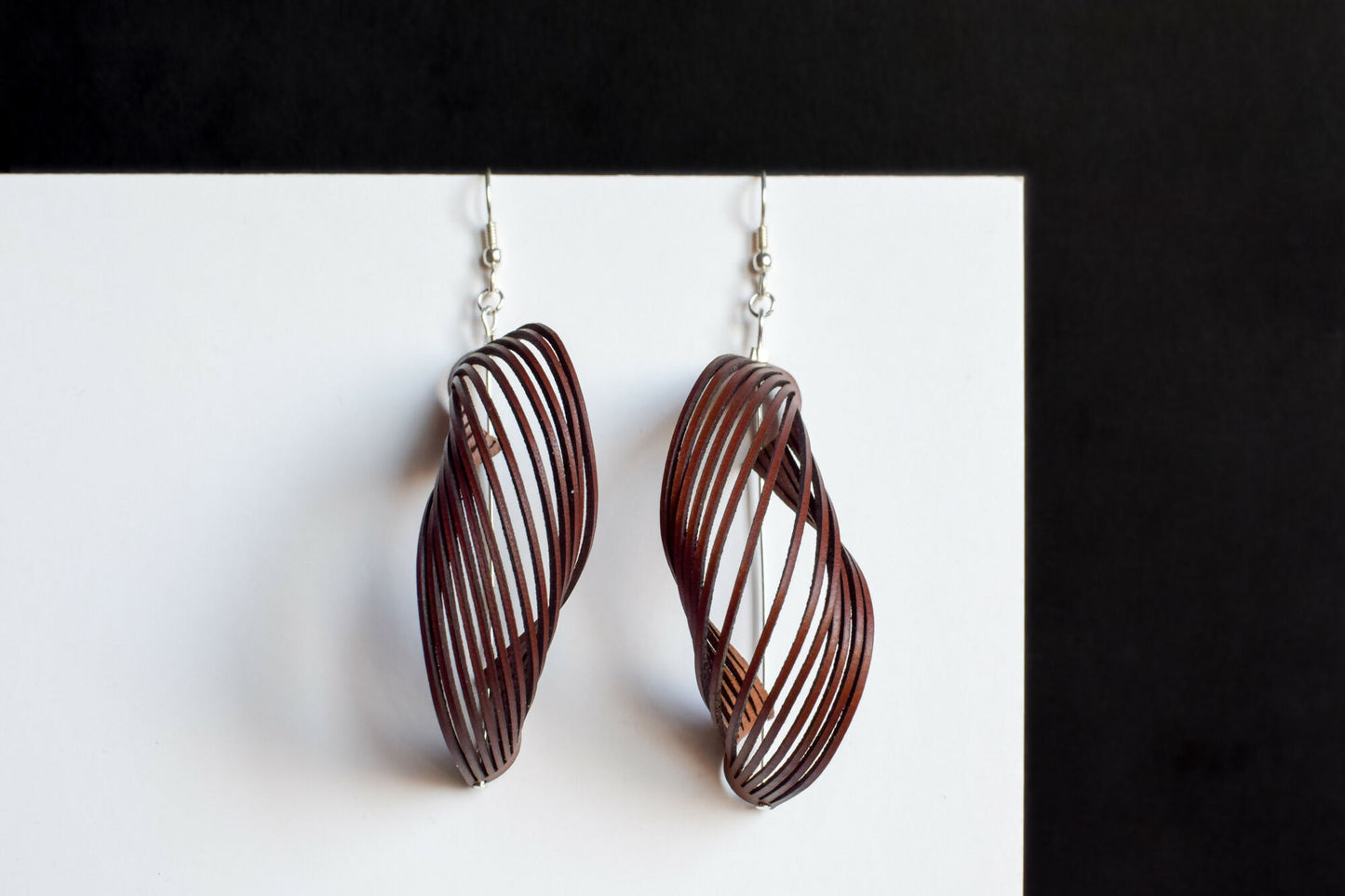 leather_earrings_41